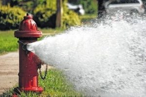 How many types of fire hydrants ?